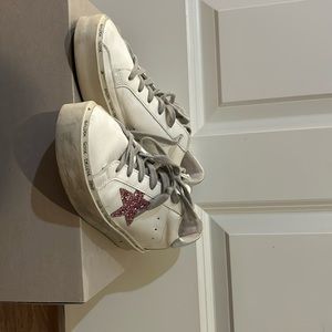 Golden Goose Sneakers